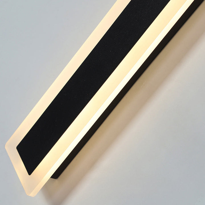 Modern IP65 Acrylic LED Outdoor Wall Lights | Black